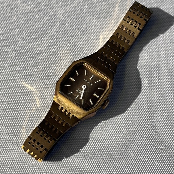 Novex watch tiger eye inspired face gold tone hardware unique joint band unisex - Picture 6 of 10
